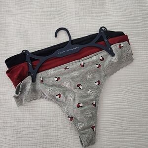 Tommy Hilfiger size large thongs NEW